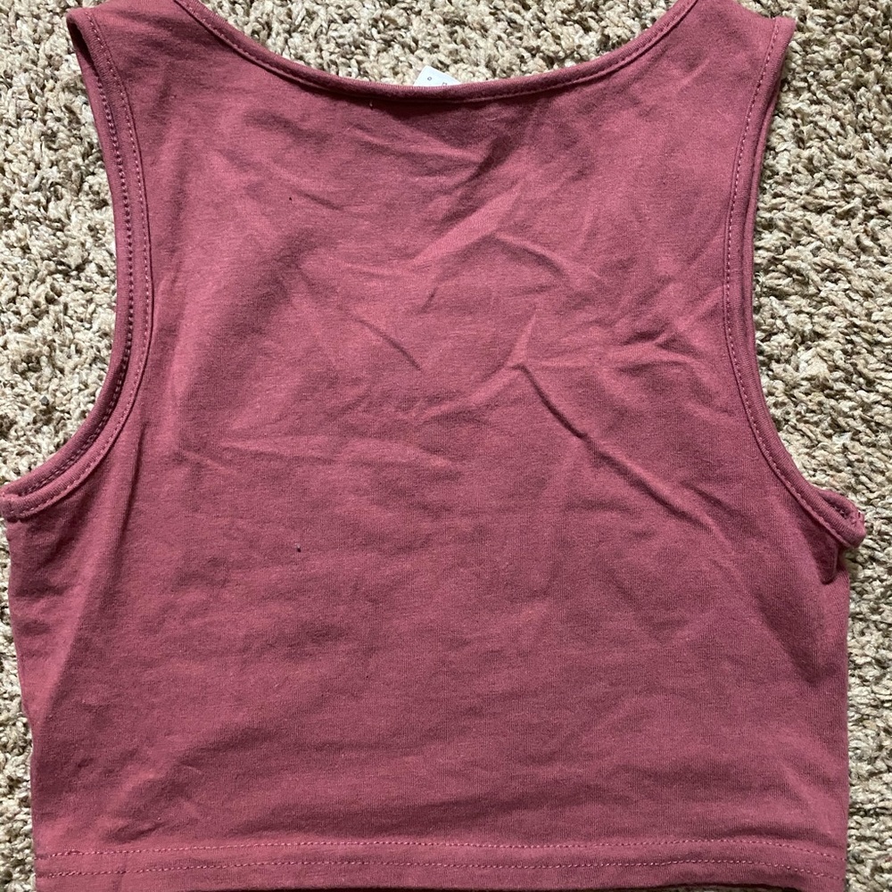 Cropped Top - Picture 2 of 3